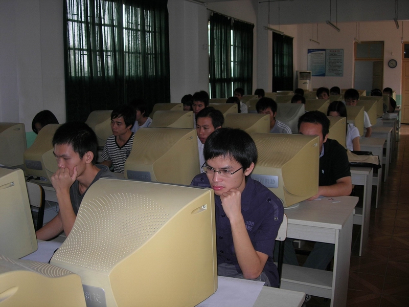 src=http://class.itatedu.com/matches5/upload/matches5/2009/10/17/gx098138200910171237514591.jpg