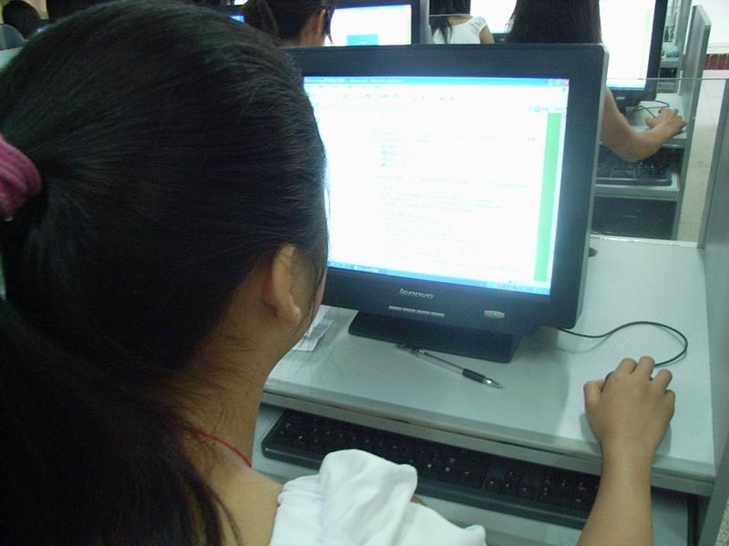 src=http://class.itatedu.com/matches5/upload/matches5/2009/10/21/gx149944200910212122774486.jpg