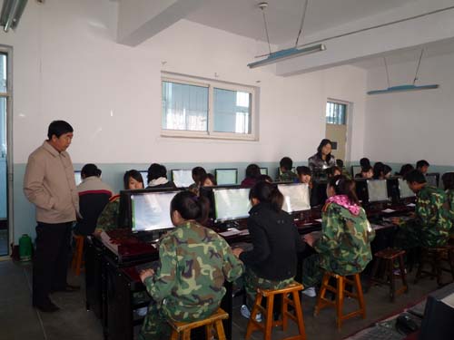 src=http://class.itatedu.com/matches5/upload/matches5/2009/10/22/nmg02610372009102210533255768.jpg