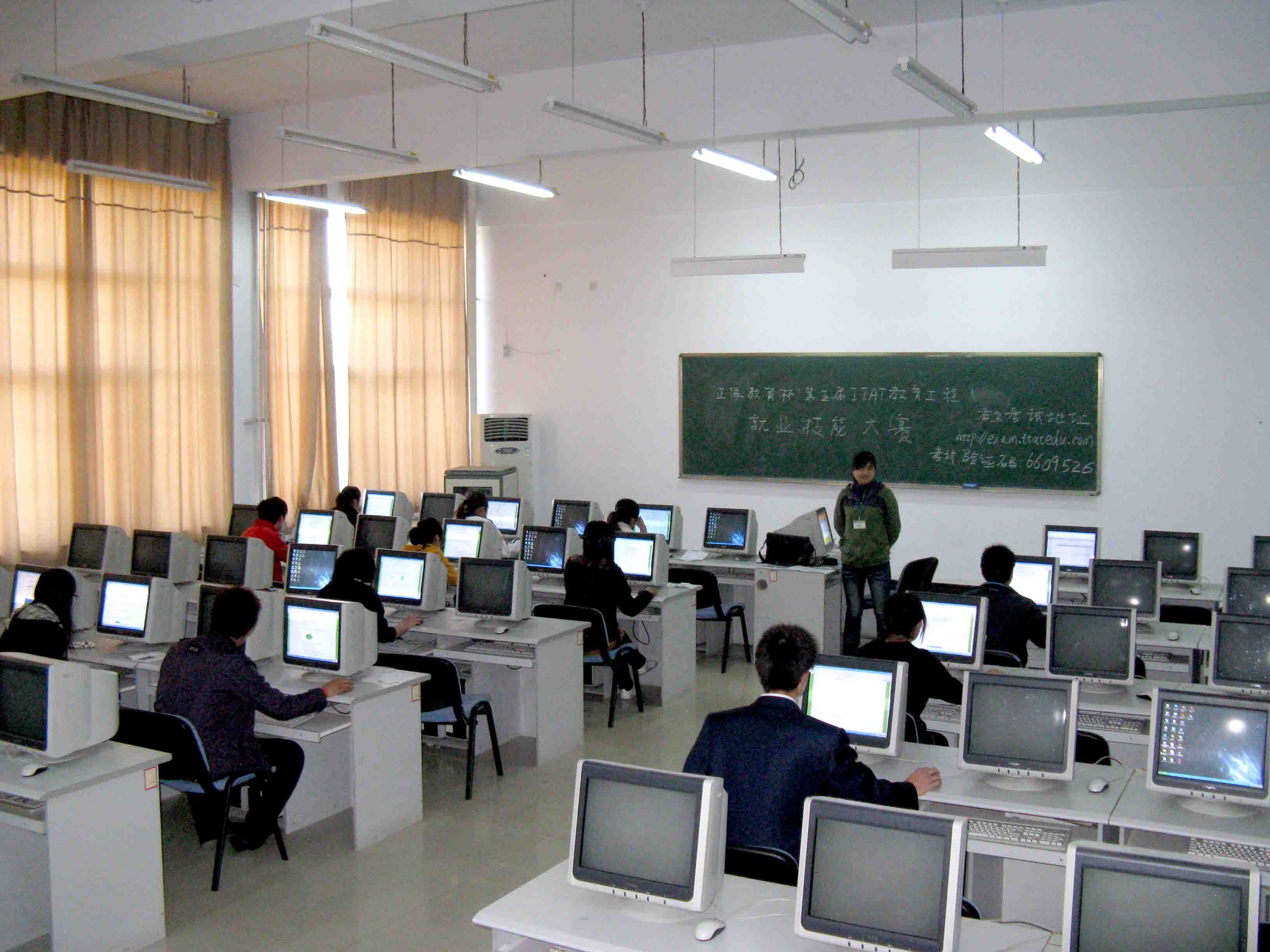 src=http://class.itatedu.com/matches5/upload/matches5/2009/10/22/nx0012737200910229274270371.jpg