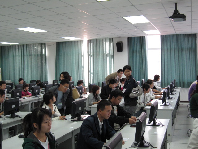 src=http://class.itatedu.com/matches5/upload/matches5/2009/10/22/zzia2630200910221755553267.jpg