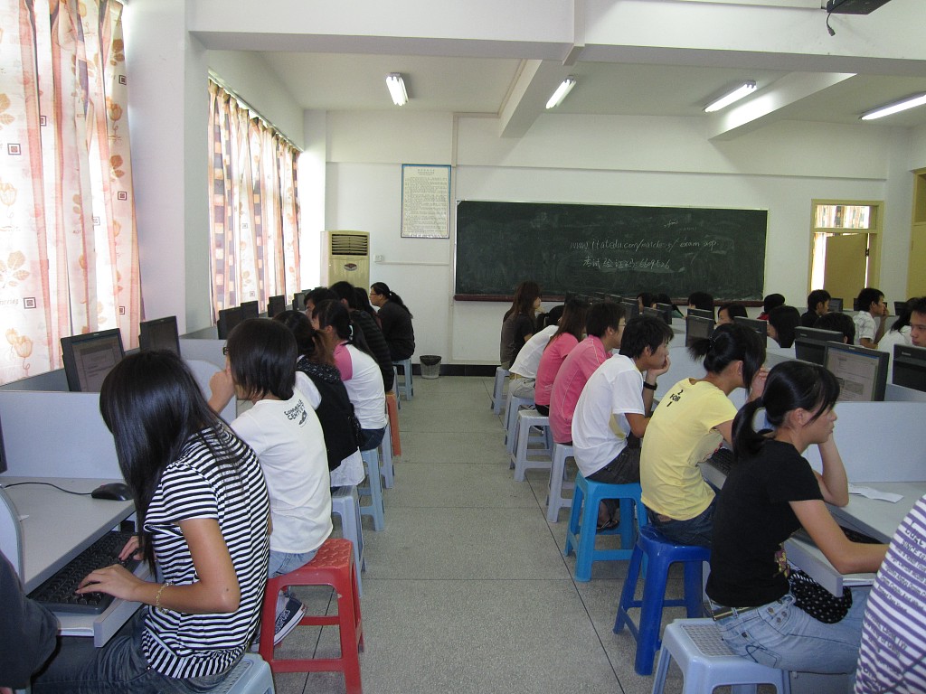 src=http://class.itatedu.com/matches5/upload/matches5/2009/10/23/qzlmzy25942009102310262359040.jpg