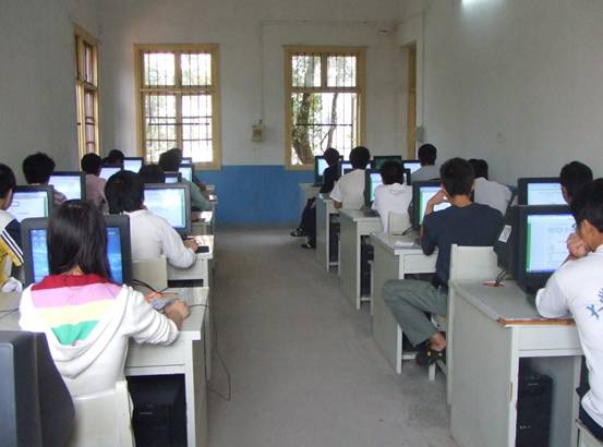 src=http://class.itatedu.com/matches5/upload/matches5/2009/10/24/hntlkj5633200910242250039737.jpg
