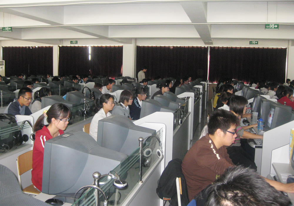 src=http://class.itatedu.com/matches5/upload/matches5/2009/10/24/tj05560820091024207984238.jpg