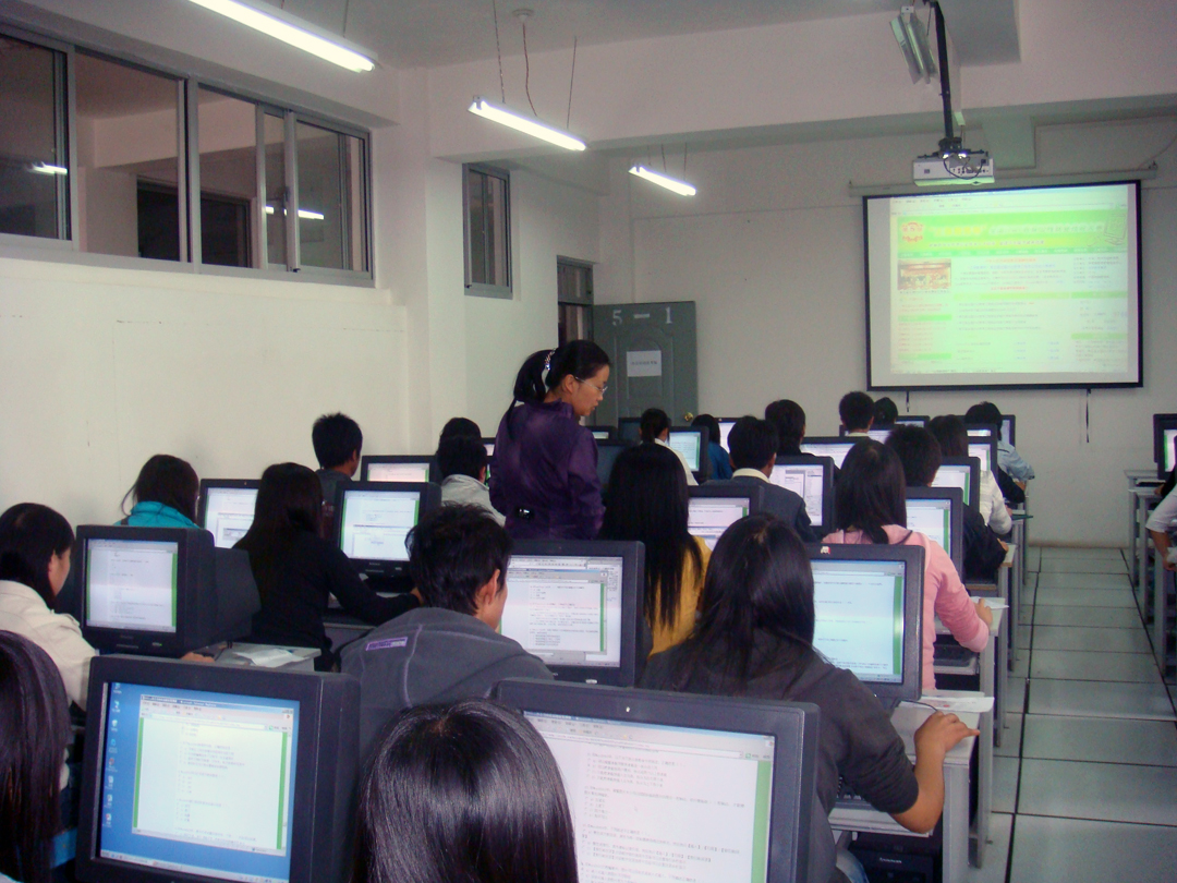 src=http://class.itatedu.com/matches5/upload/matches5/2009/11/10/yn179266200911101955777637.jpg