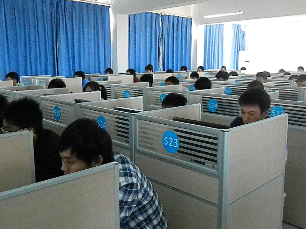 src=http://class.itatedu.com/matches6/upload/matches5/2011/10/19/hb-yyx3543201110198405143085.jpg