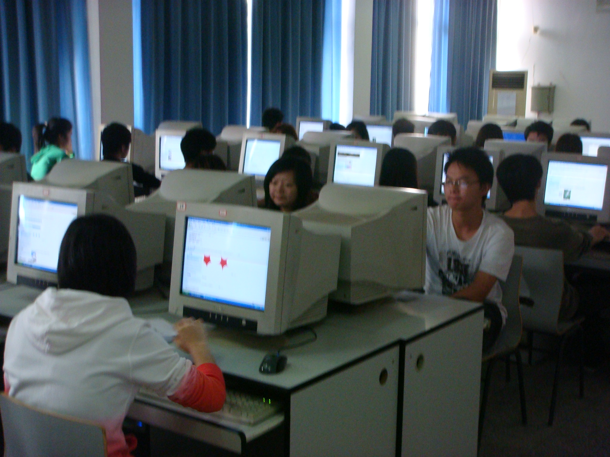 src=http://class.itatedu.com/matches6/upload/matches5/2011/10/19/jx-jxx551920111019864847853.jpg