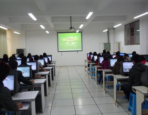src=http://class.itatedu.com/matches6/upload/matches5/2011/10/19/yn-nyz76242011101917145014392.jpg