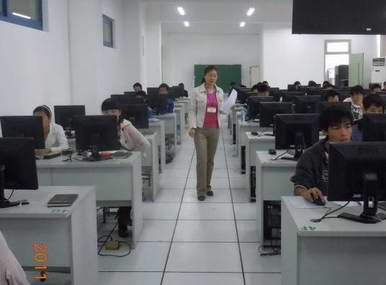 src=http://class.itatedu.com/matches6/upload/matches5/2011/10/20/js-hhd59482011102010384275615.jpg
