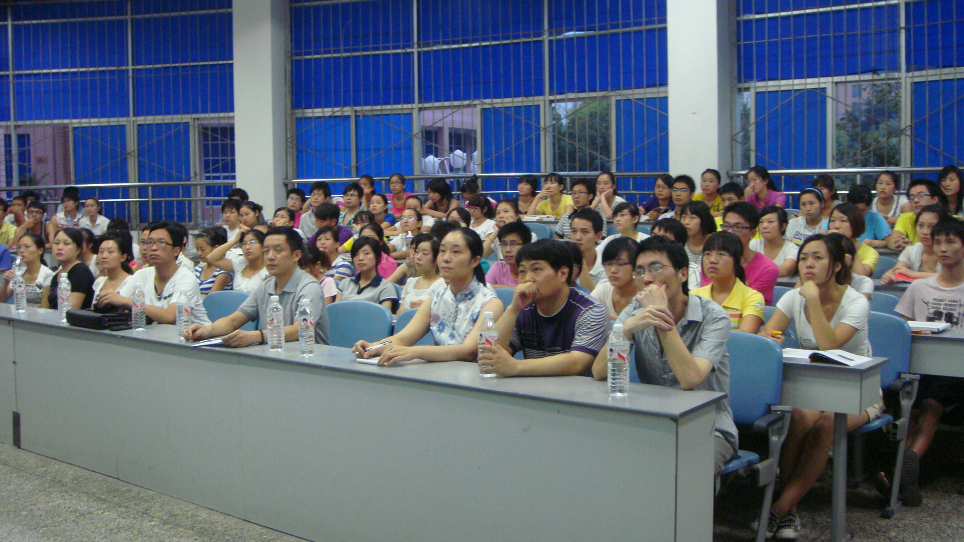 src=http://class.itatedu.com/matches6/upload/matches5/2011/10/20/sc-ybx14432011102012342579515.jpg