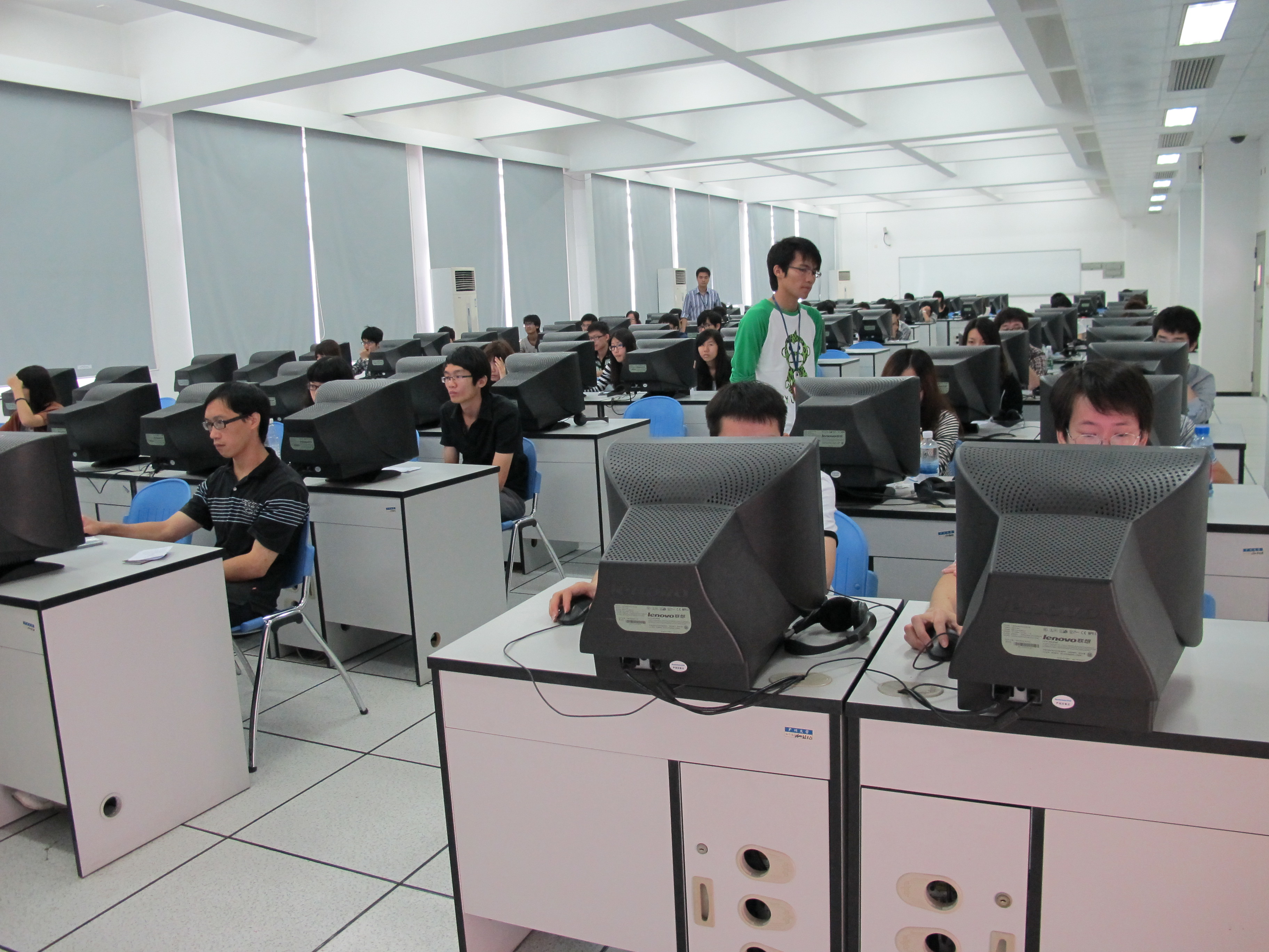 src=http://class.itatedu.com/matches6/upload/matches5/2011/10/24/gd-gzd86372011102416214958997.jpg