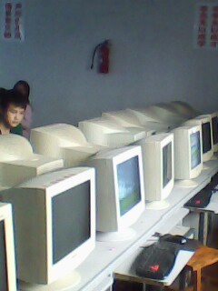 ֳ