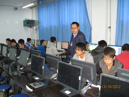 src=http://class.itatedu.com/matches7/upload/FCK/2012/10/19/gs01828502012101915125396675.jpg